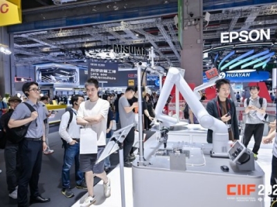 2026上海工博会：智行未来企业车路协同系统展示方案——从沉浸式体验到行业品牌破圈